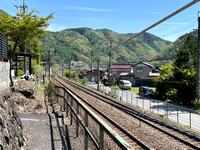 We took the train an hour south to Yabuhara to walk a portion of the old Nakasendo trail