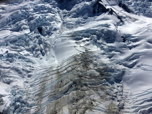 Close up on the glacier