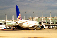 787 at O'Hare (October 11, 2012)