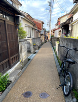 Utatsuyama temple area has more than 50 temples and shrines mixed in with residential streets
