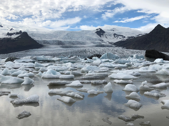 Fjallsárlón glacial lagoon