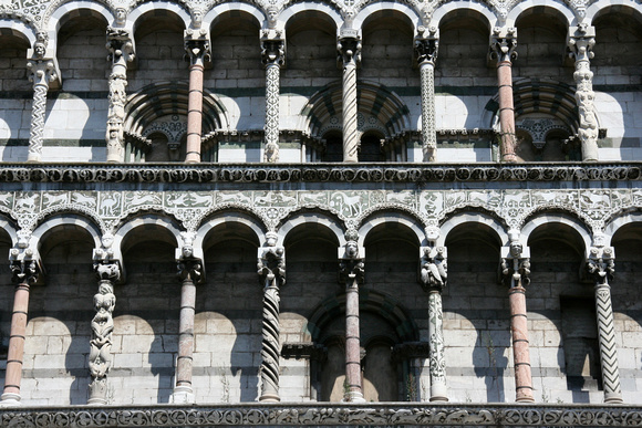 Lucca: San Michele in Foro (every column is different)